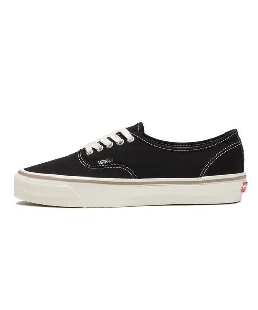 VN000CT71KP Authentic Reissue 44 BLACK/MARSHMALL 680563-0001