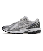 U1906 71F U1906 71F(D) SILVER/WHT(71F) 717575-0001