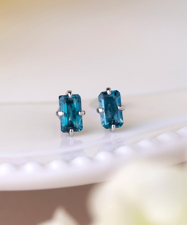 [ セカンドピアス] Pt　オクタゴンカット ロンドンブルートパーズピアス