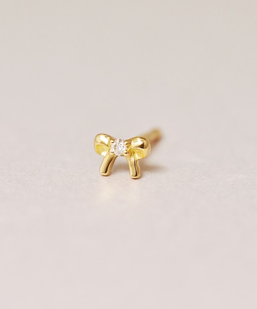 【 Solo Pierce】[ セカンドピアス] K18リボン ダイヤモンドハーフピアス