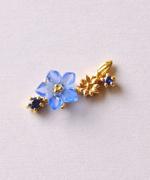 [ 誕生花ジュエリー] 9月リンドウピアス