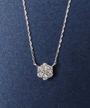 プラチナ ダイヤモンド フラワーパヴェネックレスL