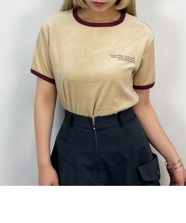 ベロア刺繍Tシャツ