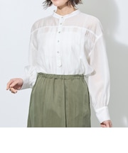 前付き合わせタック入りバンドカラーブラウス