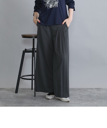 きれい見えサイドプリーツパンツ