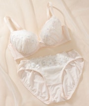 【EFカップ】メルティフルール ブラ＆ショーツ ナイスフィットシリーズ