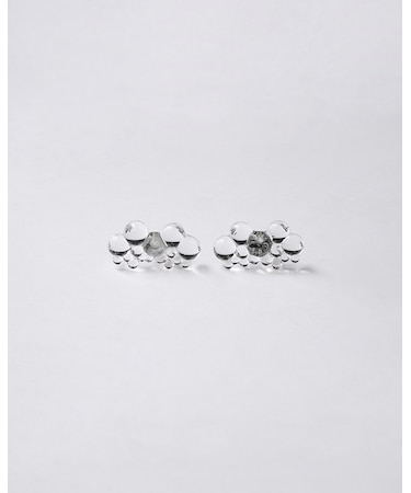 vue. ピアス 雪の粒