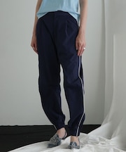 サイドラインナイロンタックパンツ
