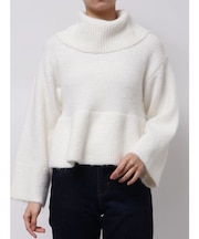 【WEB限定カラーあり】オフタートルペプラムニット