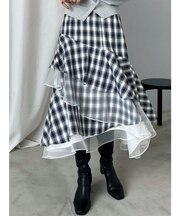 異素材使いティアードスカート