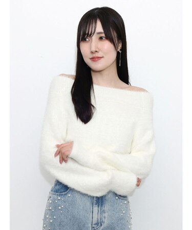 ミニシャギーオフショルニット