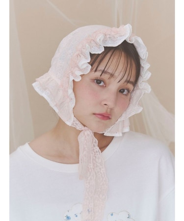 sugar lace bonnet