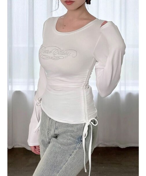 【骨格ストレート向け】サイドドロストロングTシャツ