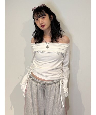 オフショルギャザーカットソー