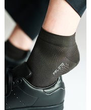 【Tabio MEN】軽い・涼しい・吸水・速乾 足裏までメッシュスニーカー丈 | FULL MESH