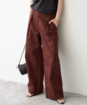 ラチネバックイージーストレートパンツ