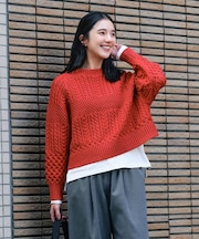ケーブルショートセーター