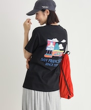 グラフィックTシャツ