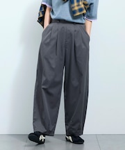 《体型カバー/ウエストゴム》タックボリュームパンツ