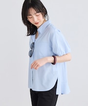 後ろタックフレアシャツ