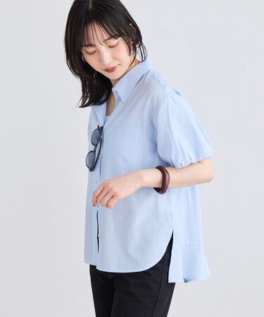 後ろタックフレアシャツ