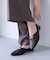メタルバブーシュパンプス