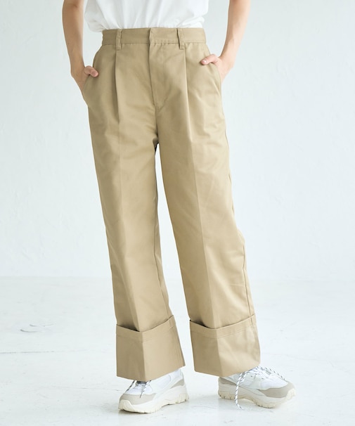 ロールアップパンツ