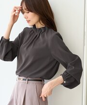 とろみ合繊スタンドフリルブラウス/通勤・お仕事