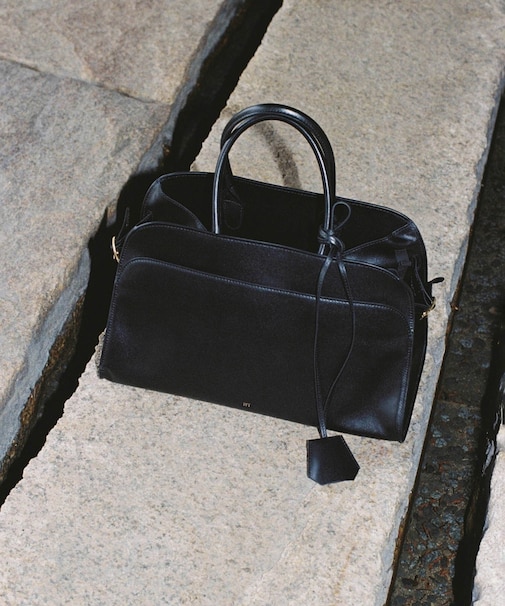 【PFT】P Tote Bag