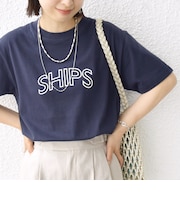 【累計販売数9万枚突破!!】【WEB限定】 SHIPS ラウンド プリント ロゴ TEE