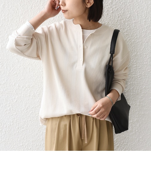 《追加予約》【WEB限定】〈手洗い可能〉変形ワッフル ヘンリーネックプルオーバー◆