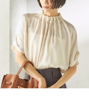 【一部WEB限定】〈手洗い可能〉パール モチーフ ネック ギャザー ドルマン ブラウス