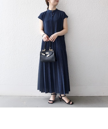 〈手洗い可能〉ドット バンドカラー フレンチ プリーツ ロング ワンピース