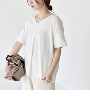 quaranciel:〈接触冷感/汗染み防止加工/洗濯機可能〉Vネック タック ハーフスリーブ TEE