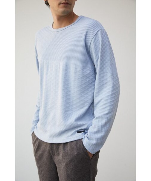 SWITCHING BRACELET SLEEVES TEE
