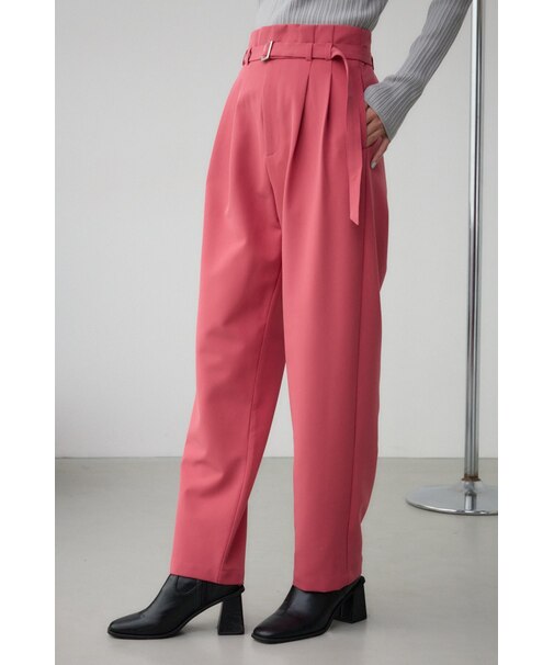 ベルトタックテーパードパンツ