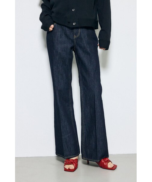 AZUL DENIM センタープレスフレアデニム ショート丈
