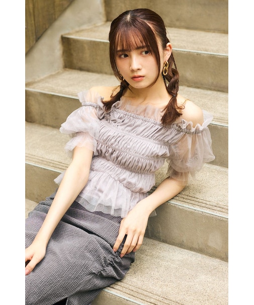 【AKB48 水島美結さん着用】シアーオフショルショートスリーブブラウス