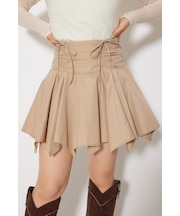 イレヘムミニスコートショートパンツ