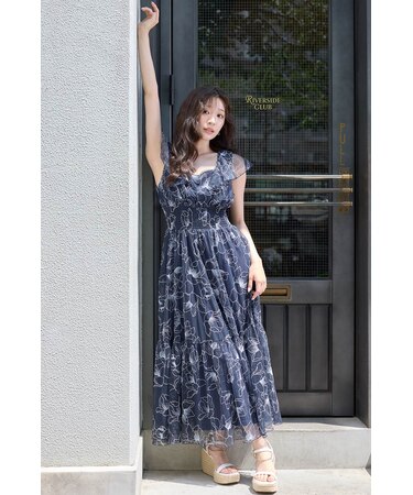 26エンブロイダリーチュールフレアスリーブワンピース