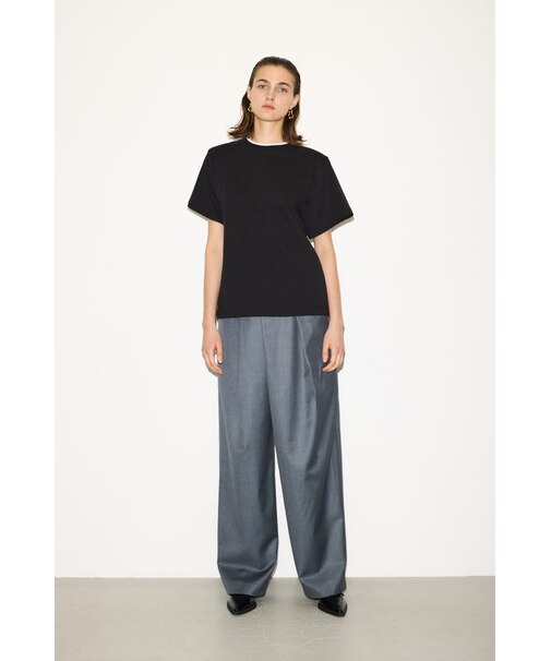 【THROW】ASYMMETRY TUCK SLACKS