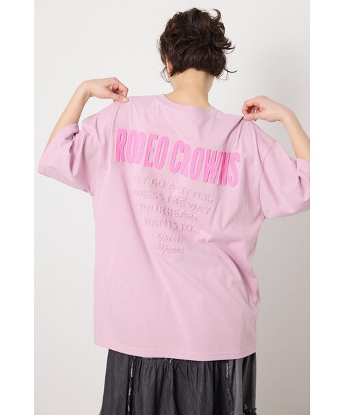【UNISEX】エンボスロゴVネックTシャツ