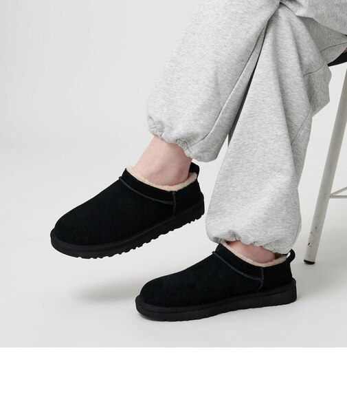 <UGG>クラシック マイクロ ショートブーツ/スリッポン