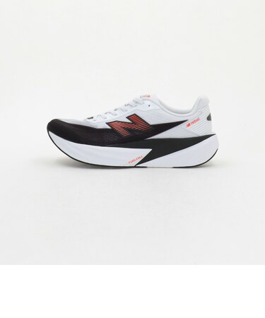 ＜New Balance＞FuelCell Rebel v5 スニーカー