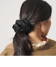 【WEB限定】ドット チュール シュシュ