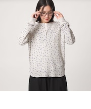 【WEB限定】<at ease>ワッフル ヘンリーネック フラワープリント カットソー