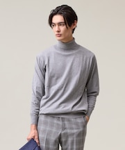品よく暖かで首元からスマートに【ストレッチ / イージーケア】【FLEX YARN】タートルネック ニット