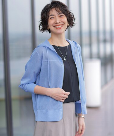【WEB限定カラーあり】SHEER LIGHT KNIT パーカー