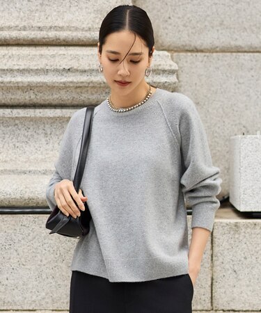 【カタログ掲載】ウールカシミヤブレンドスパンコールラグランスリーブ ニット