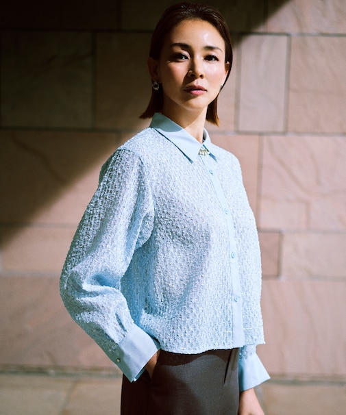 【SHIHOさん着用・一枚でも羽織でも・上品に着映える】シアーカットジャガードクロップド丈 シャツブラウス